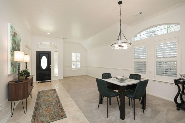 852 Shoal Pointe Lane, League City, TX 77573