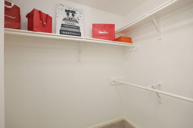 852 Shoal Pointe Lane, League City, TX 77573