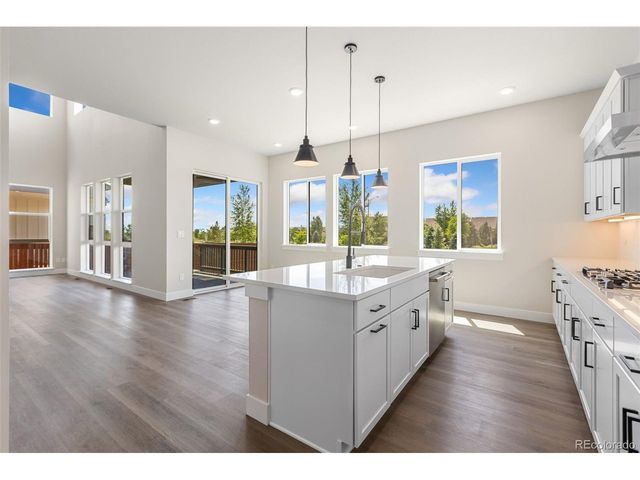 1657 Winter Glow Dr, Windsor, CO 80550