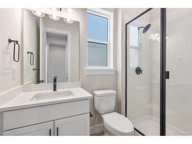 1657 Winter Glow Dr, Windsor, CO 80550
