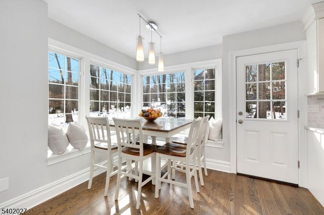 26 Robin Glen Rd, Watchung Boro, NJ 07069