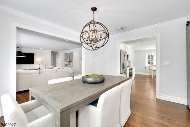 26 Robin Glen Rd, Watchung Boro, NJ 07069