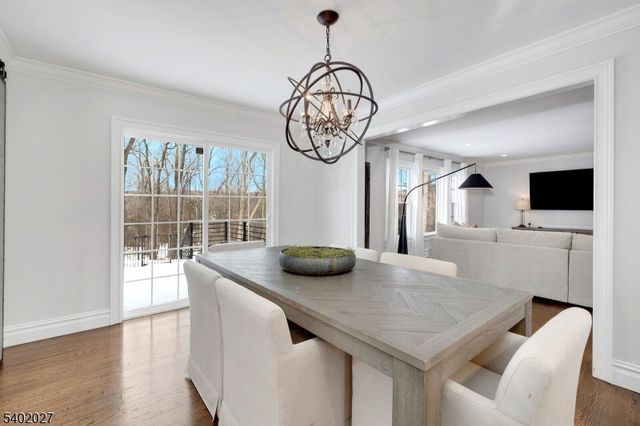 26 Robin Glen Rd, Watchung Boro, NJ 07069