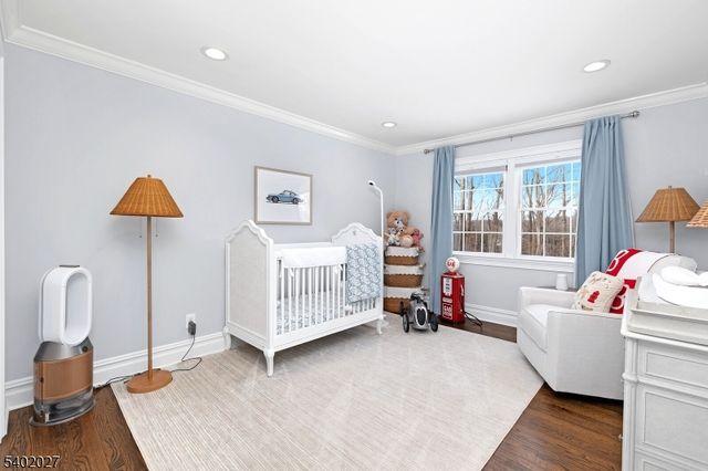 26 Robin Glen Rd, Watchung Boro, NJ 07069