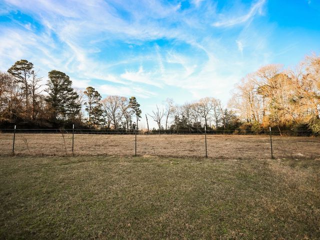 5970 Lemon Road, Gilmer, TX 75644