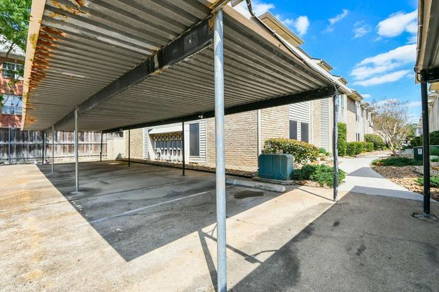 2300 Augusta Drive 28, Houston, TX 77057