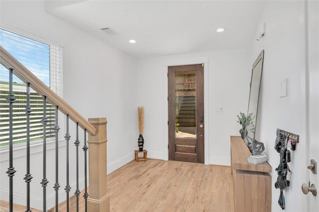 2917 Hicks Street, Houston, TX 77007