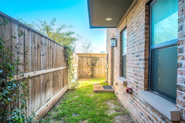 2917 Hicks Street, Houston, TX 77007
