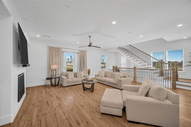 2917 Hicks Street, Houston, TX 77007