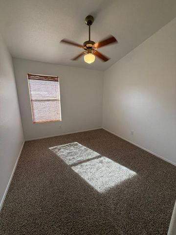 2322 E Willow Wick Road, Gilbert, AZ 85296