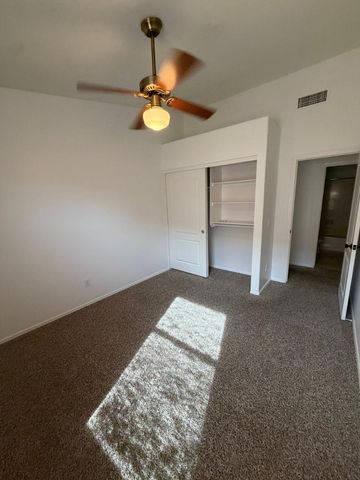 2322 E Willow Wick Road, Gilbert, AZ 85296