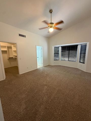 2322 E Willow Wick Road, Gilbert, AZ 85296