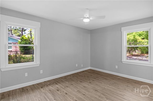 4 Sheridan Circle, Savannah, GA 31405