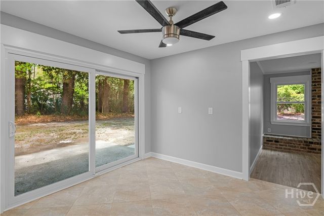 4 Sheridan Circle, Savannah, GA 31405