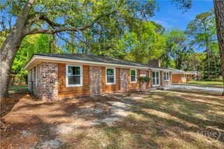 4 Sheridan Circle, Savannah, GA 31405