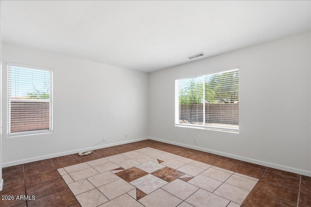 Image 13 of property listing at 4545 N 67th Avenue Unit 1191, Phoenix, AZ 85033