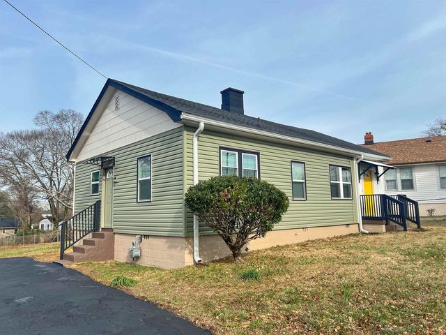 208 B Collins Avenue, Spartanburg, SC 29306