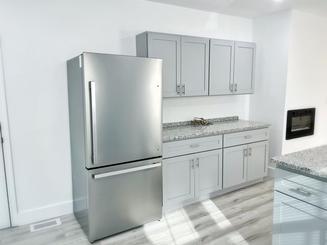 208 B Collins Avenue, Spartanburg, SC 29306