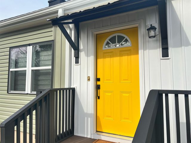 208 B Collins Avenue, Spartanburg, SC 29306