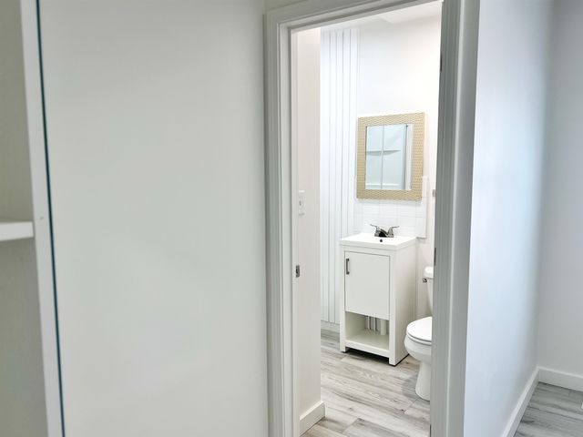 208 B Collins Avenue, Spartanburg, SC 29306