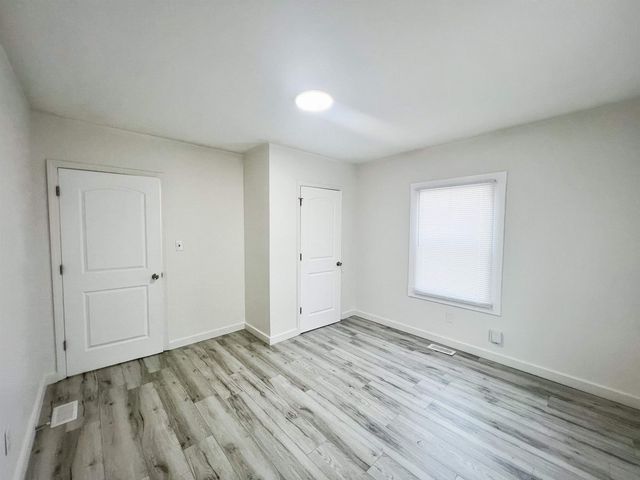 208 B Collins Avenue, Spartanburg, SC 29306