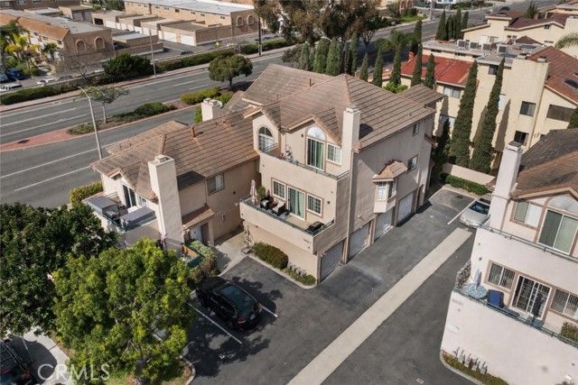 5021 Waverider, Huntington Beach, CA 92649