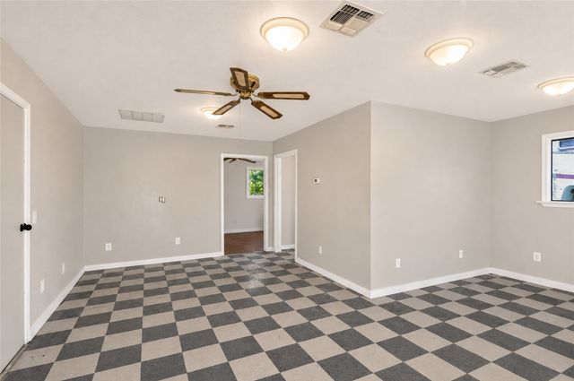 1612 White Mound Road, Sherman, TX 75090