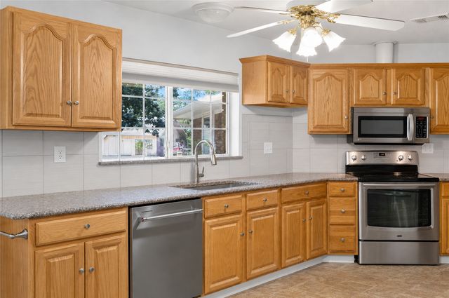 1612 White Mound Road, Sherman, TX 75090