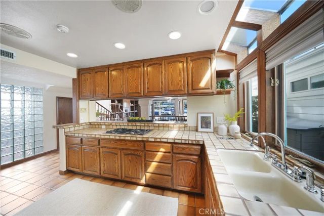 3708 Channel Place, Newport Beach, CA 92663