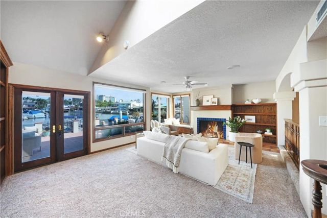 3708 Channel Place, Newport Beach, CA 92663