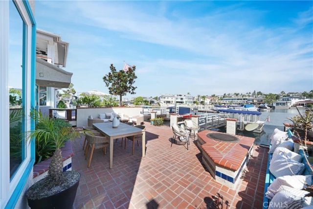 3708 Channel Place, Newport Beach, CA 92663