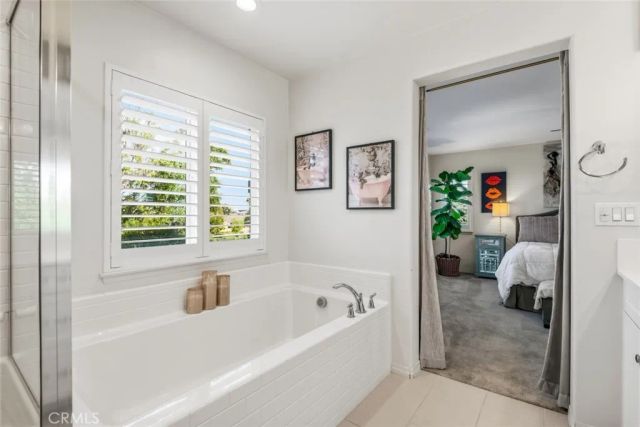 6389 Bluestone Way, Fontana, CA 92336