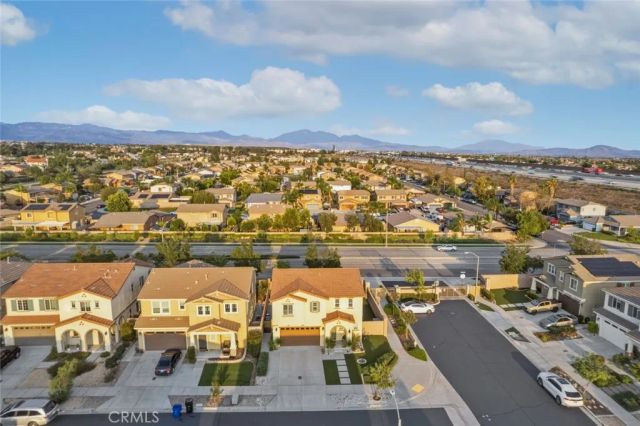 6389 Bluestone Way, Fontana, CA 92336