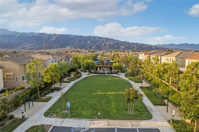 6389 Bluestone Way, Fontana, CA 92336