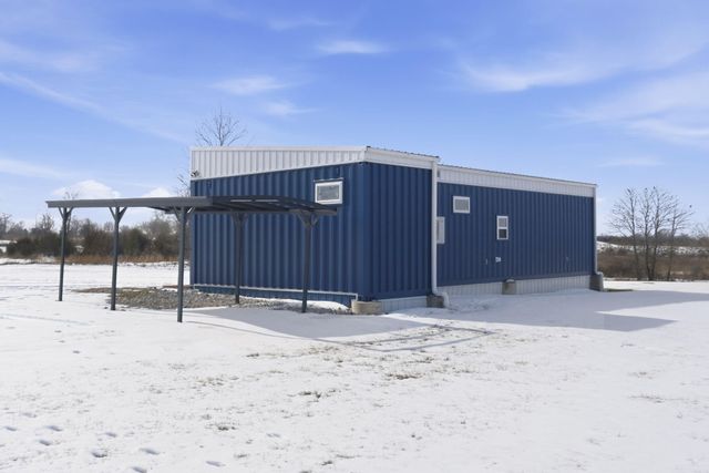 5589 W Farm Road 104, Springfield, MO 65803