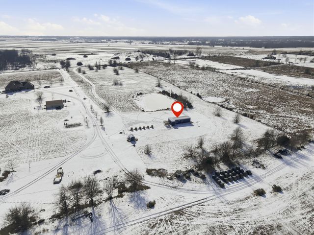 5589 W Farm Road 104, Springfield, MO 65803