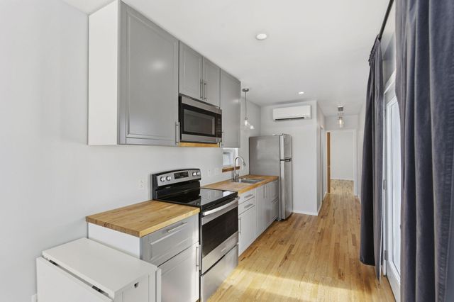 5589 W Farm Road 104, Springfield, MO 65803