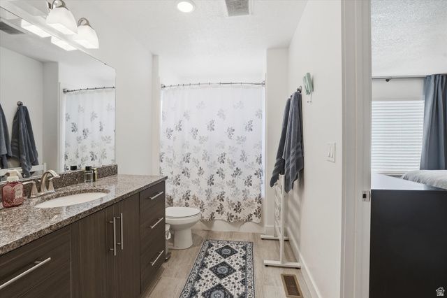 1382 E 340 S, Hyrum, UT 84319