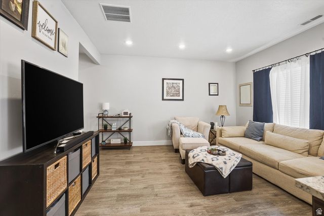 1382 E 340 S, Hyrum, UT 84319