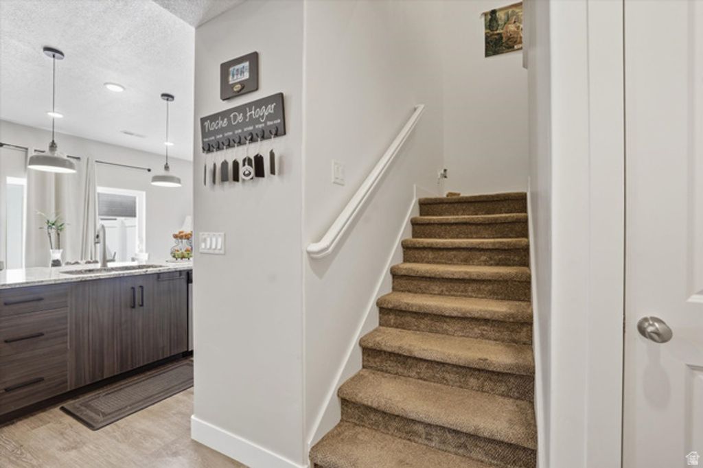 Image 18 of property listing at 1382 E 340 S, Hyrum, UT 84319