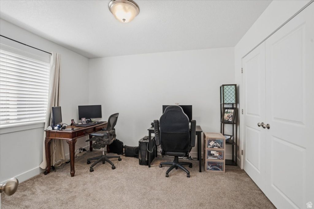 Image 30 of property listing at 1382 E 340 S, Hyrum, UT 84319
