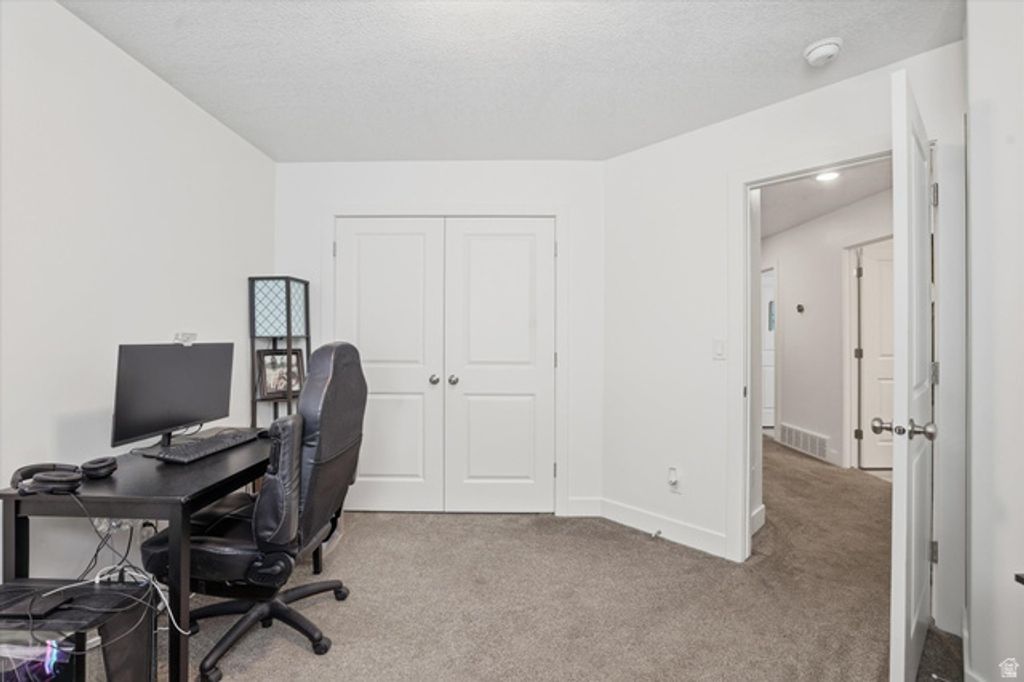 Image 31 of property listing at 1382 E 340 S, Hyrum, UT 84319
