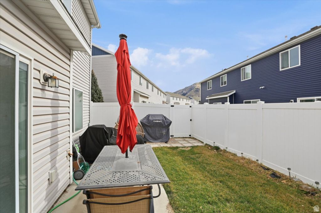 Image 35 of property listing at 1382 E 340 S, Hyrum, UT 84319