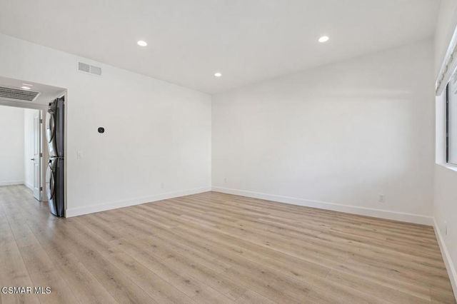 98 Maegan Place 6, Thousand Oaks, CA 91362