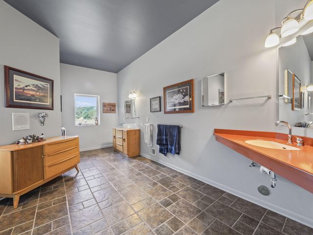 11425 Kerry Road, Brethren, MI 49619