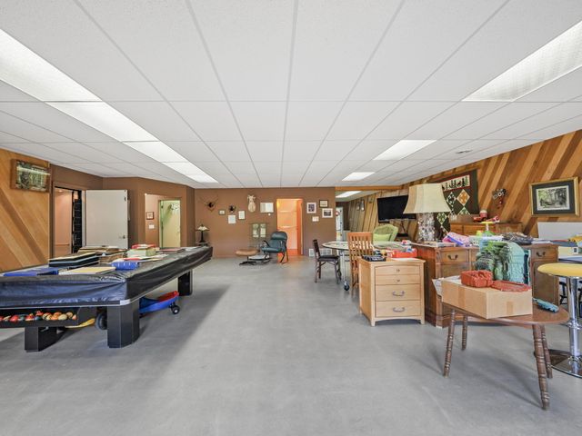 11425 Kerry Road, Brethren, MI 49619