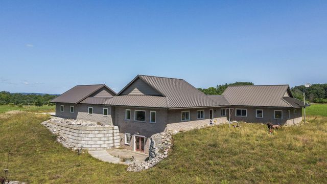 11425 Kerry Road, Brethren, MI 49619