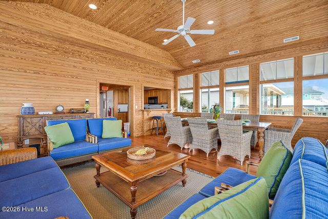 9599 Fallen Pear Lane NE, Leland, NC 28451