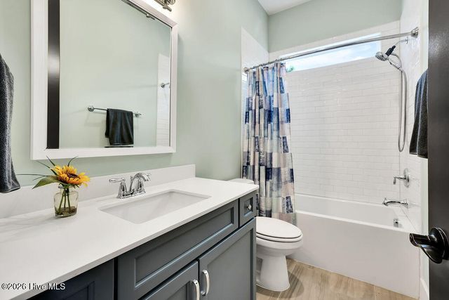 9599 Fallen Pear Lane NE, Leland, NC 28451