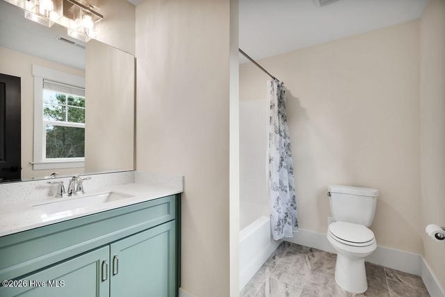 9599 Fallen Pear Lane NE, Leland, NC 28451